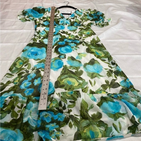 London Times Floral Dress, Sz. 6P - Picture 9 of 9